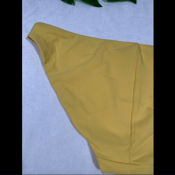 NEW $78 Robin Piccone Ava Classic Bikini Bottoms in Yellow [SZ Medium ]‎ #3381 - Picture 9 of 12